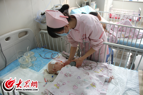 7个月男婴长出尖头顶 儿童医院确诊为狭颅症